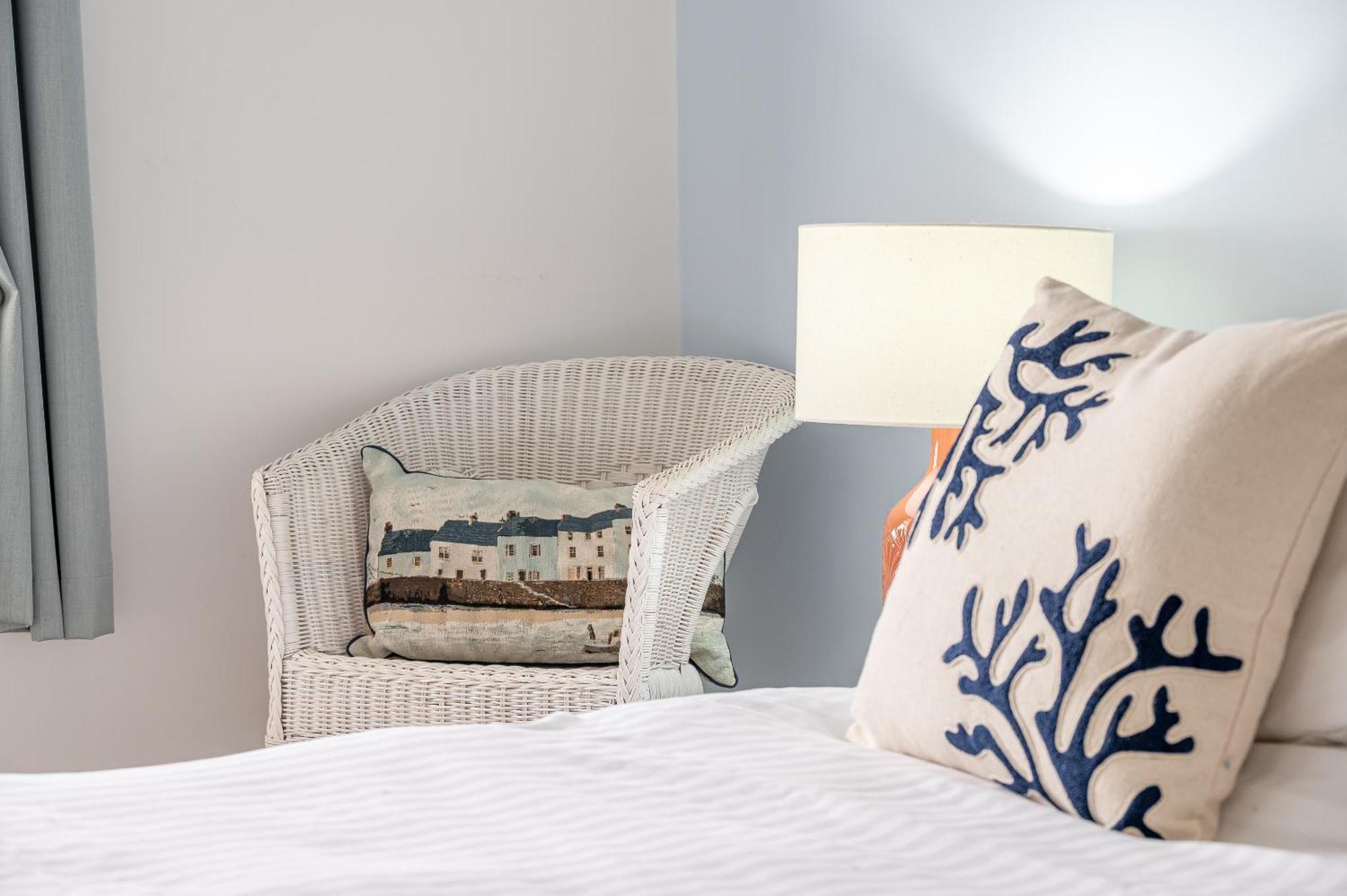 Rosemill - Large Pet Friendly Home With Off Road Parking 휫비 외부 사진
