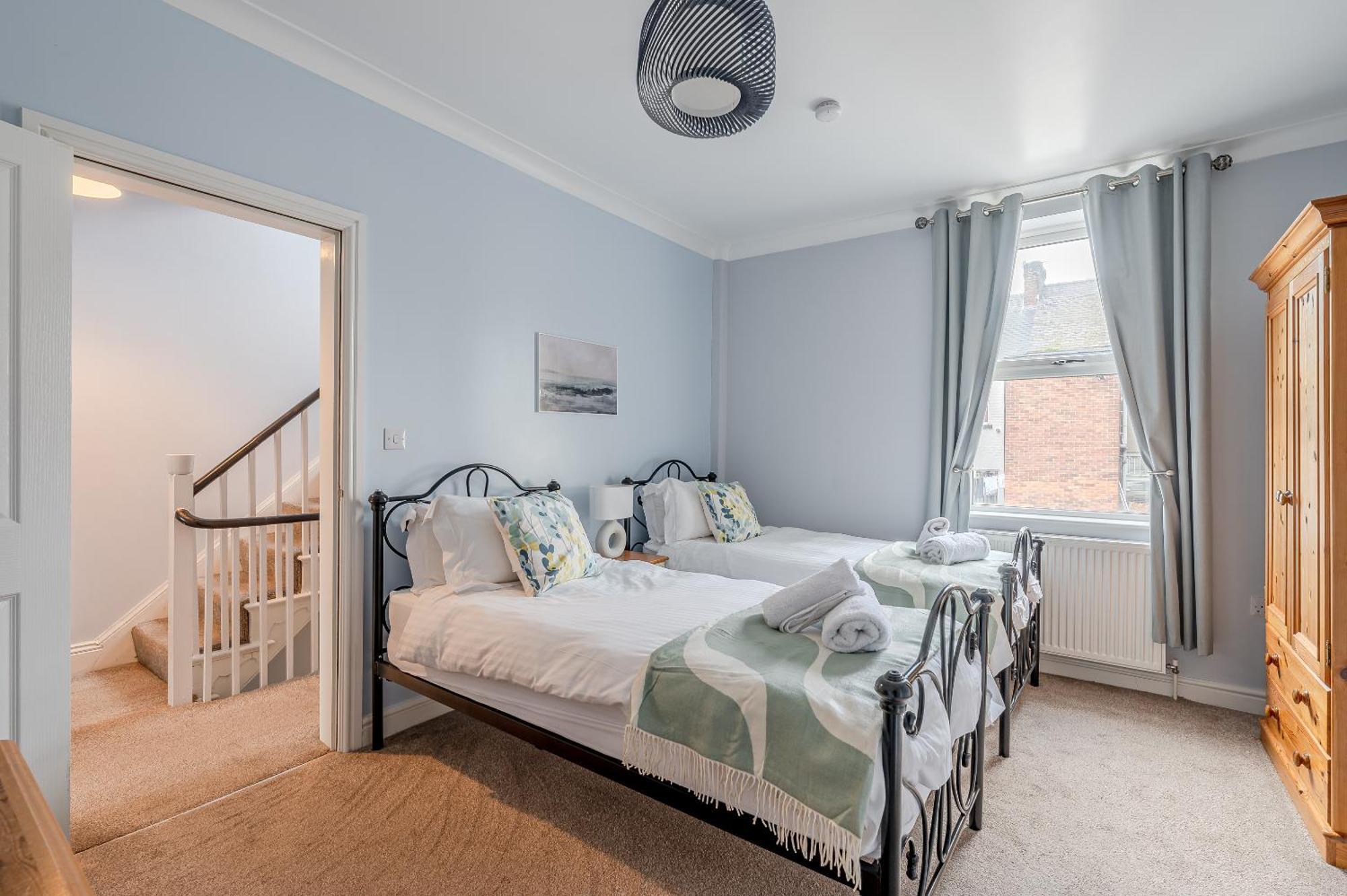 Rosemill - Large Pet Friendly Home With Off Road Parking 휫비 외부 사진